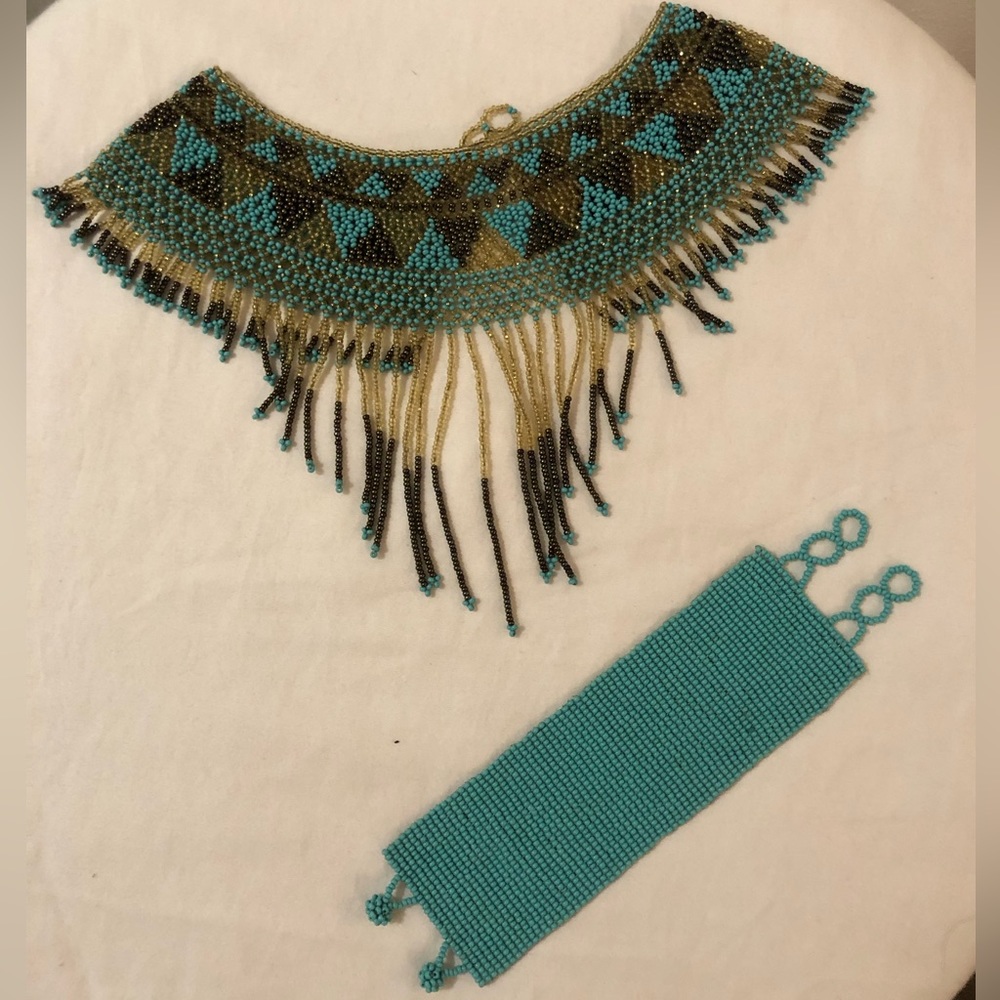 Turquoise seed bead necklace and bracelet